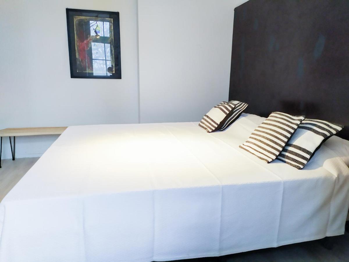 Alte Schule Gaestehaus - Fraeulein Apartment Bitburg Zewnętrze zdjęcie