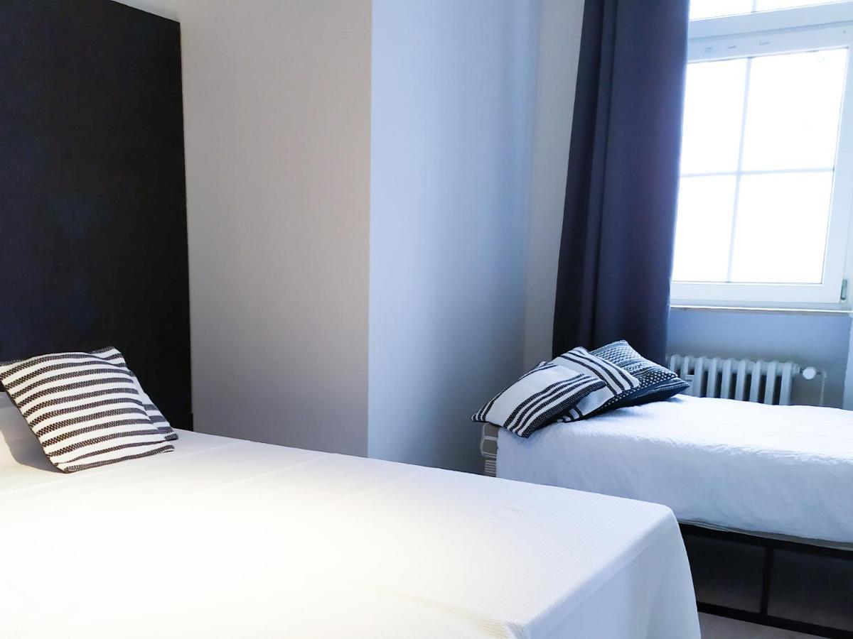 Alte Schule Gaestehaus - Fraeulein Apartment Bitburg Zewnętrze zdjęcie